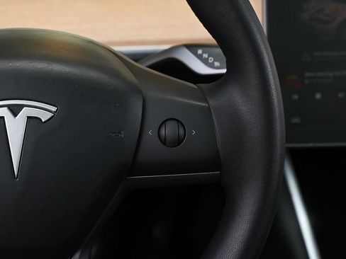 Used 2020 Tesla Model Y Long Range AWD/4WD image 21