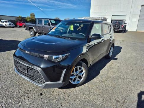 Used 2024 Kia Soul LX w/ Option Group 015 image 4