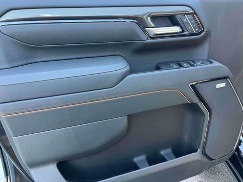 New 2026 GMC Sierra 2500 AT4 w/ Technology Package image 18