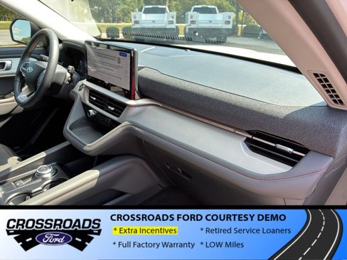 New 2026 Ford Explorer Active w/ Active Comfort Package AWD/4WD image 31