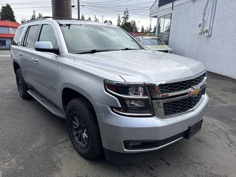 Used 2017 Chevrolet Tahoe LT image 5