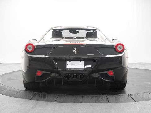 Used 2014 Ferrari 458 Spider RWD image 12