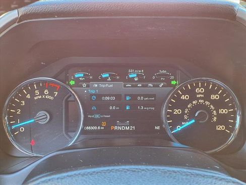 Used 2015 Ford F150 Lariat w/ Equipment Group 502A Luxury image 11