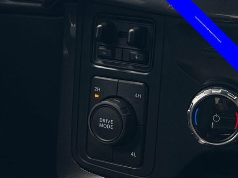 Used 2022 Ford F150 XLT w/ Equipment Group 302A High image 19