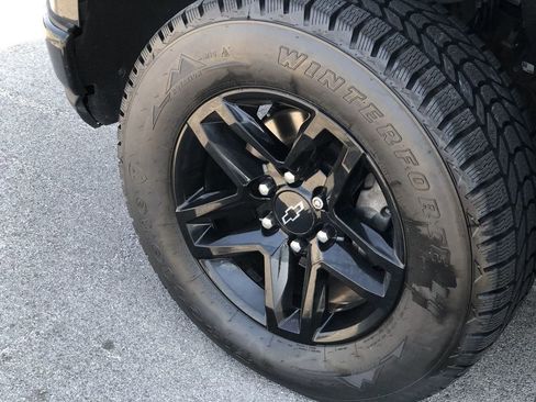 Used 2021 Chevrolet Silverado 1500 LT Trail Boss w/ Bed Protection Package AWD/4WD image 10