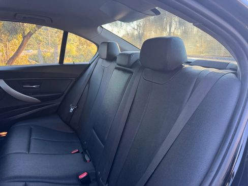 Used 2017 BMW 320i Sedan image 12