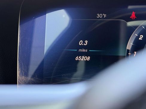 Used 2020 Mercedes-Benz S 450 4MATIC Sedan w/ Premium Package image 35