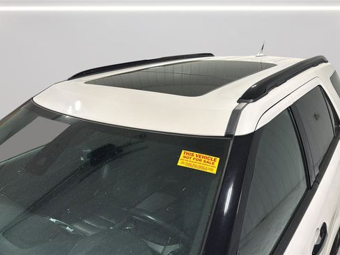 Used 2018 Ford Explorer Sport w/ Equipment Group 401A image 33