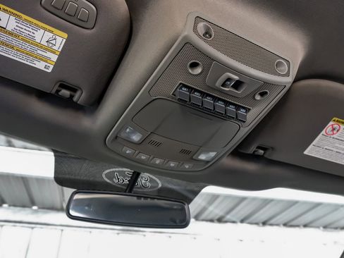 Used 2019 Ford F350 Lariat w/ Lariat Value Package image 22