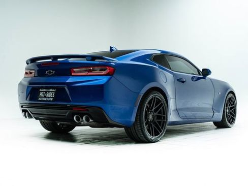 Used 2017 Chevrolet Camaro SS image 12