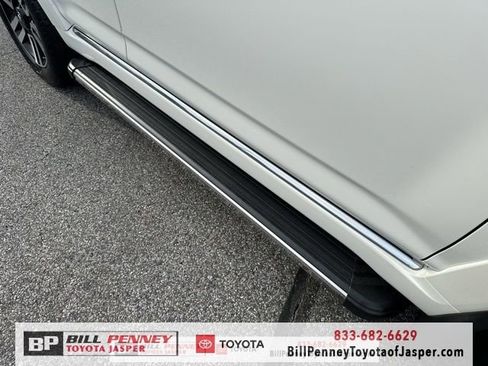 Used 2018 Toyota 4Runner Limited image 9