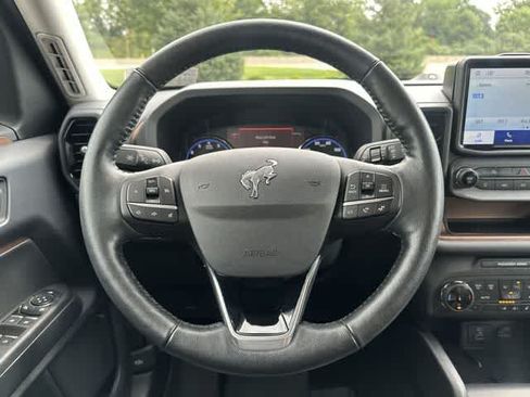Used 2022 Ford Bronco Sport Outer Banks w/ Tech Package AWD/4WD image 7