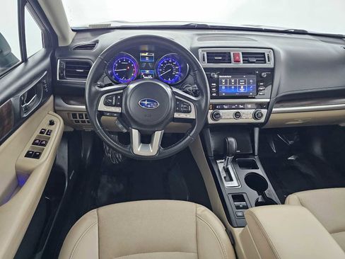 Used 2017 Subaru Outback 2.5i Limited image 18