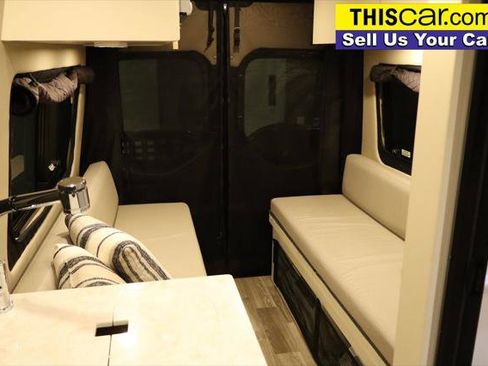 Used 2020 Mercedes-Benz Sprinter 2500 image 43