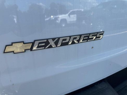 New 2025 Chevrolet Express 2500 w/ Communications Package RWD image 30