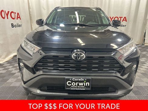 Used 2020 Toyota RAV4 XLE image 2
