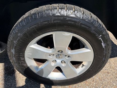 Used 2012 RAM 1500 Express w/ ST Popular Equipment Group AWD/4WD image 17