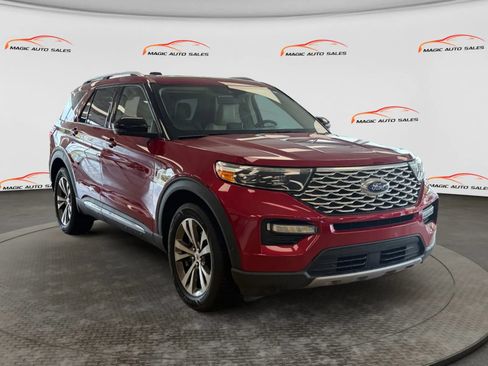 Used 2020 Ford Explorer Platinum w/ Premium Technology Package AWD/4WD image 5