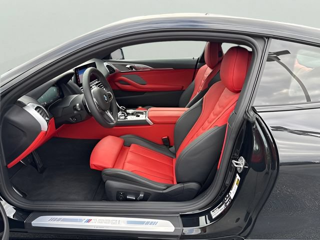 Used 2026 BMW M850i xDrive Coupe w/ M Sport Professional Package AWD/4WD image 9