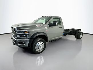 New 2026 RAM 5500 Tradesman w/ Chrome Appearance Group AWD/4WD video 3