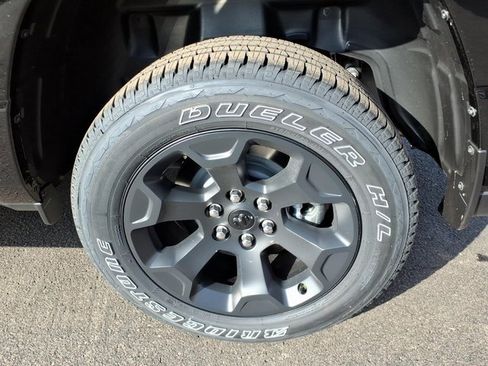 New 2026 RAM 1500 Express image 4