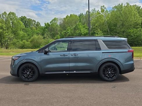 New 2026 Kia Carnival SX Prestige FWD image 2