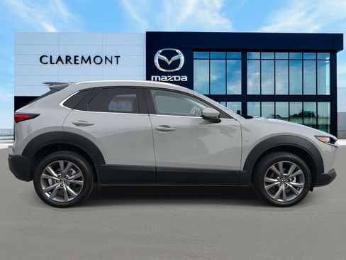 Used 2025 MAZDA CX-30 AWD 2.5 S w/ Premium Package image 4