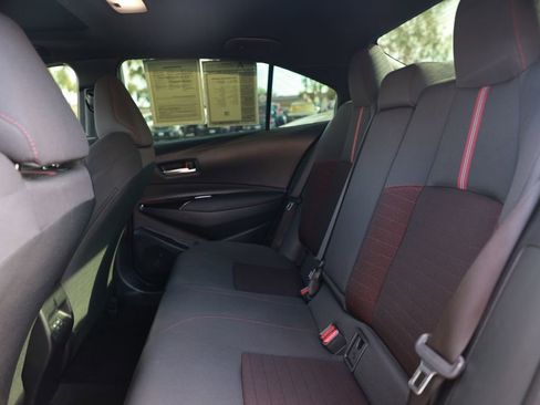 Used 2023 Toyota Corolla SE w/ SE Package image 32