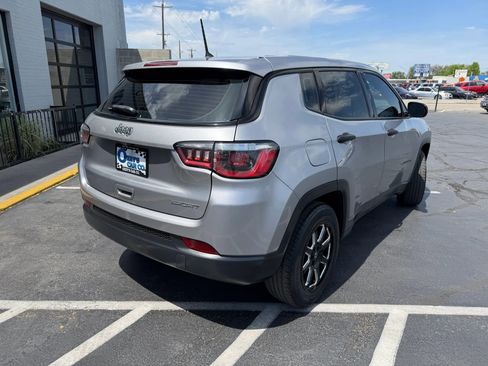 Used 2018 Jeep Compass Sport FWD image 7