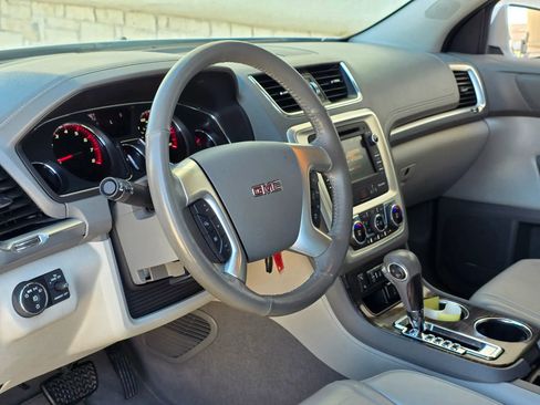 Used 2017 GMC Acadia Limited SLT image 10