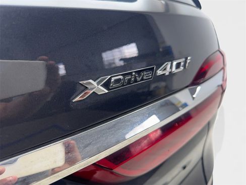 Used 2022 BMW X7 xDrive40i w/ M Sport Package image 24