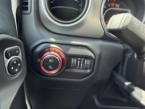 Used 2021 Jeep Gladiator Sport w/ Quick Order Package 24Q 80Th AWD/4WD image 43