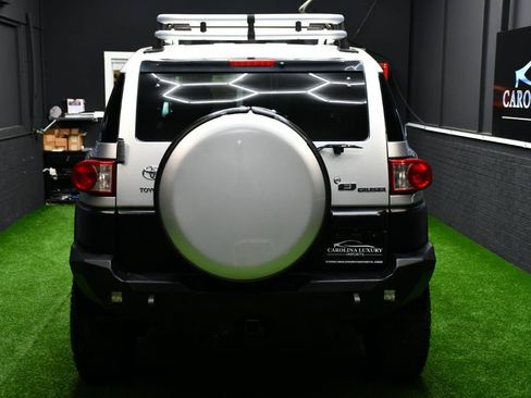 Used 2008 Toyota FJ Cruiser 4WD image 5
