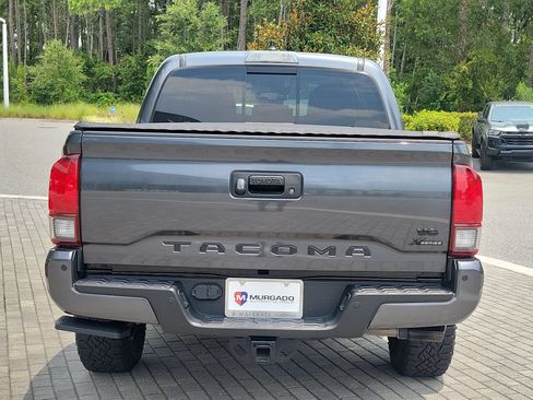 Used 2022 Toyota Tacoma SR5 RWD image 10