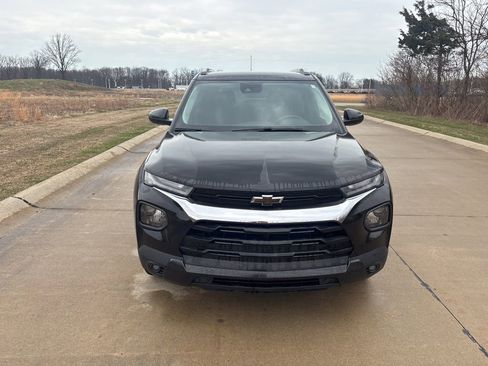 Used 2023 Chevrolet TrailBlazer LT AWD/4WD image 12