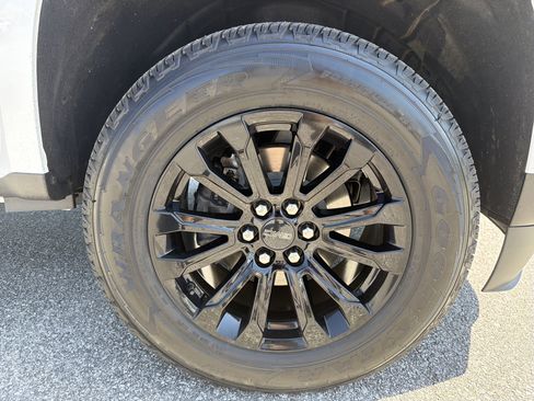Used 2022 GMC Canyon Elevation w/ Trailering Package RWD image 13