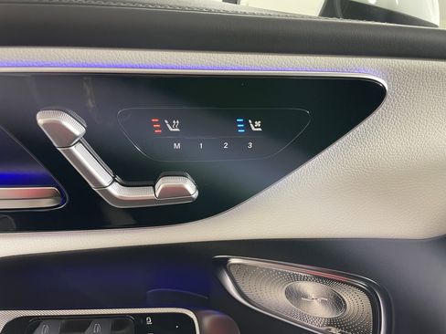 New 2026 Mercedes-Benz GLC 300 image 21