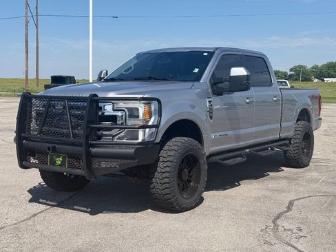 Used 2021 Ford F250 Lariat w/ Lariat Ultimate Package AWD/4WD image 1