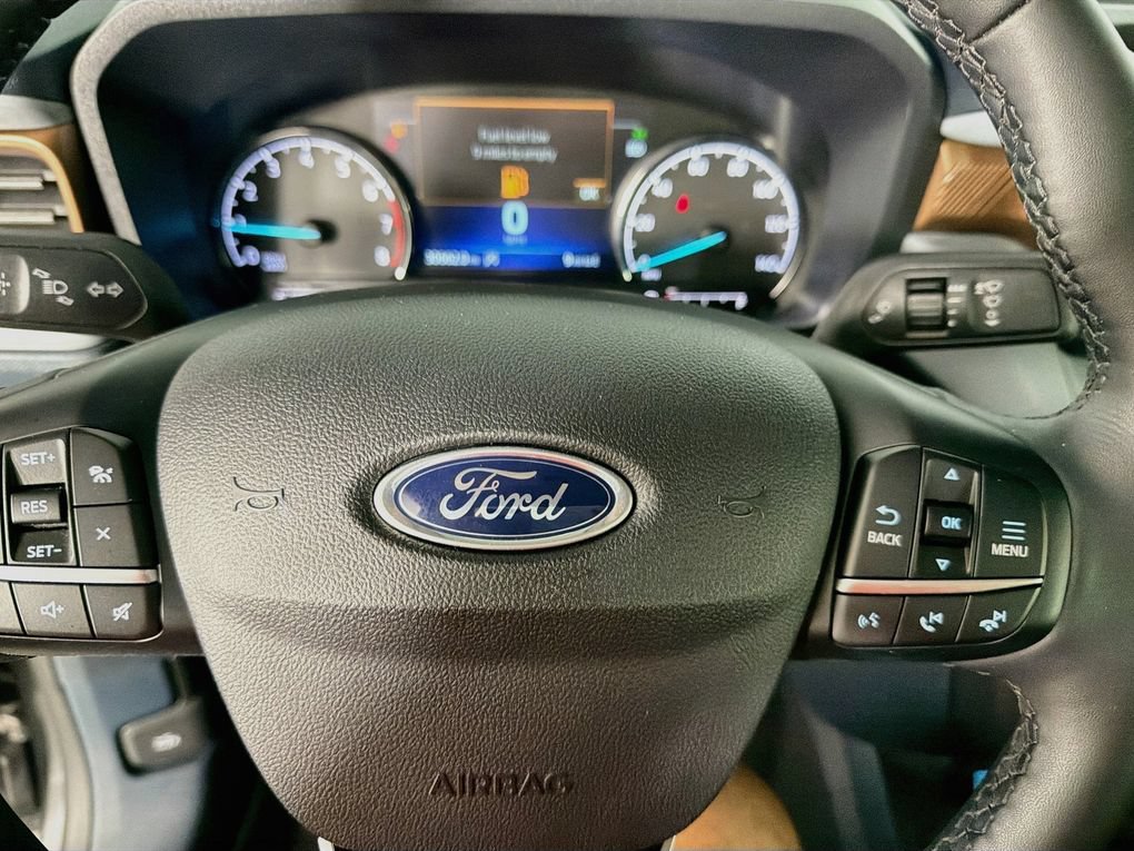 Used 2023 Ford Maverick Lariat w/ Lariat Luxury Package AWD/4WD image 16