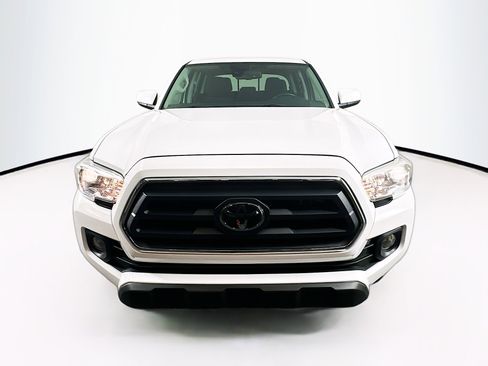 Used 2021 Toyota Tacoma SR5 image 2