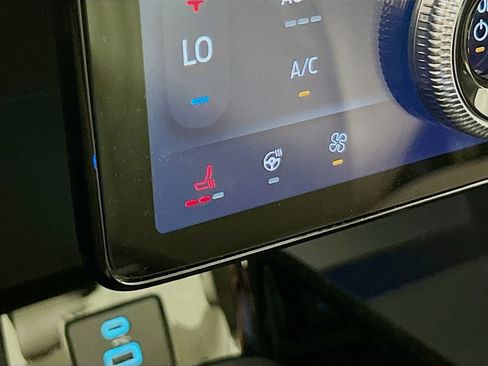 Used 2024 Ford Mustang Mach-E Premium image 25