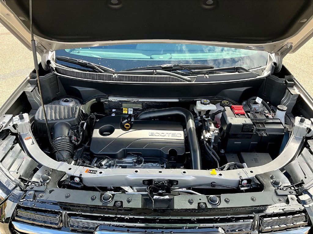 New 2027 GMC Terrain AT4 w/ Technology Package II AWD/4WD image 12
