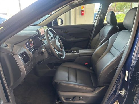 Used 2026 Nissan Rogue SL AWD/4WD image 25