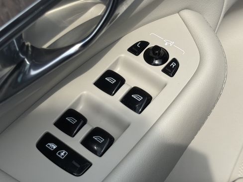 Certified 2023 Volvo XC90 B6 Ultimate w/ Protection Package Premier AWD/4WD image 15