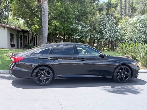 Used 2019 Honda Accord Sport image 5
