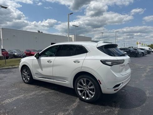 Used 2022 Buick Envision Avenir w/ Technology Package II AWD/4WD image 4
