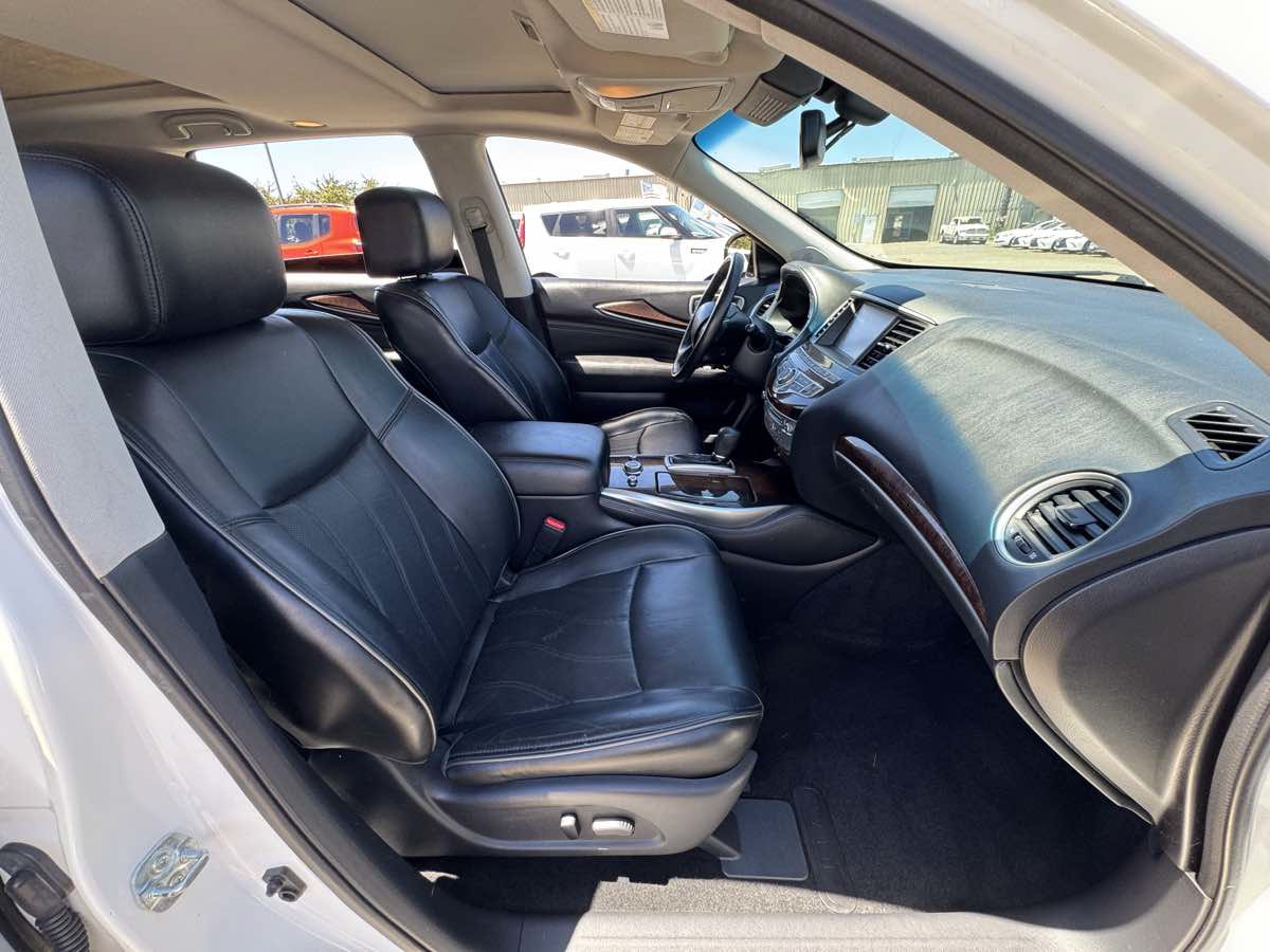 Used 2015 INFINITI QX60 Luxe w/ Deluxe Touring Package AWD/4WD image 15