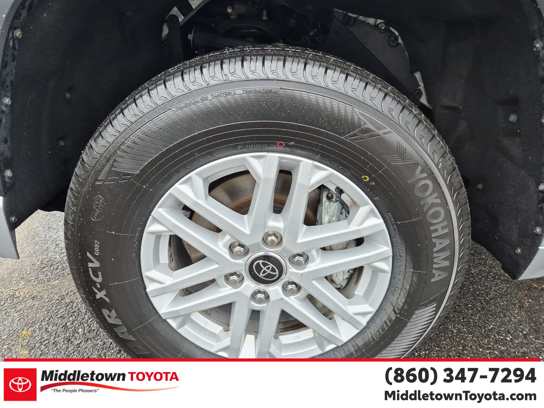 Used 2024 Toyota Tundra SR5 AWD/4WD image 9