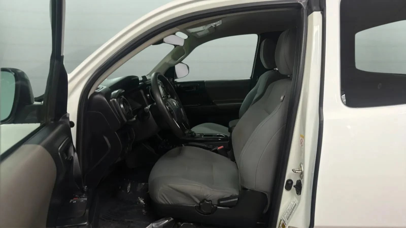 Used 2019 Toyota Tacoma SR RWD image 20