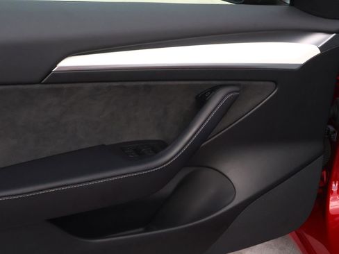 Used 2022 Tesla Model 3 Standard Range image 15